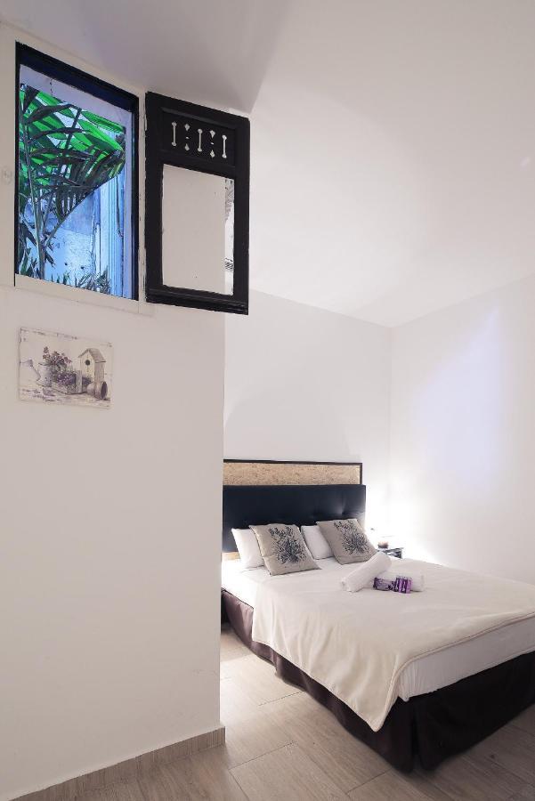 Hostal Balkonis Барселона Екстериор снимка