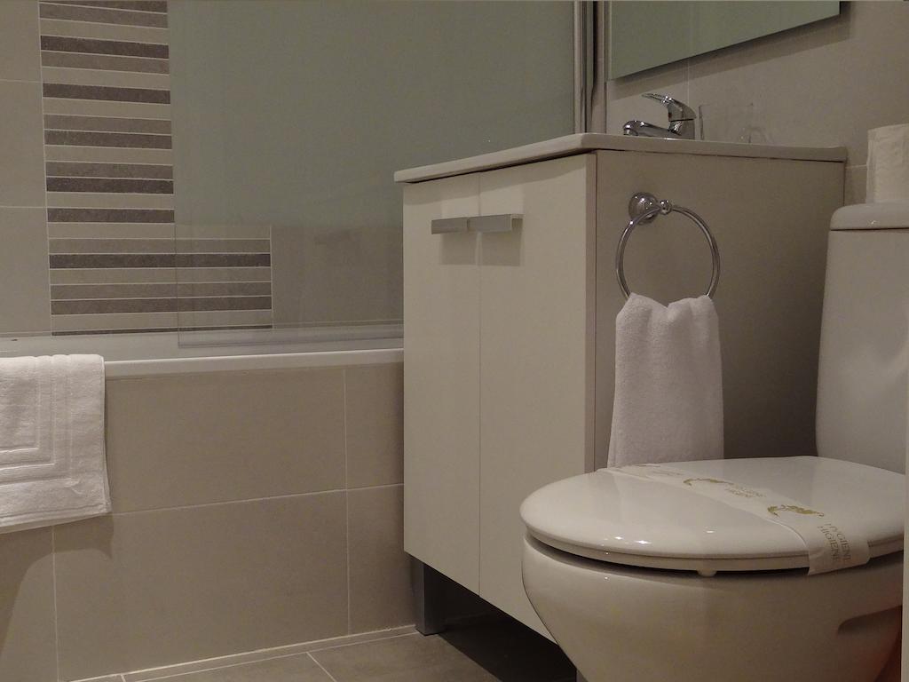 Hostal Balkonis Барселона Екстериор снимка